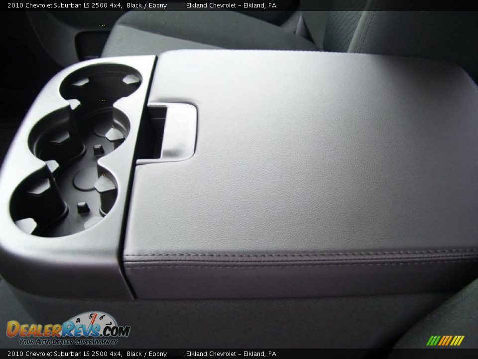 2010 Chevrolet Suburban LS 2500 4x4 Black / Ebony Photo #36