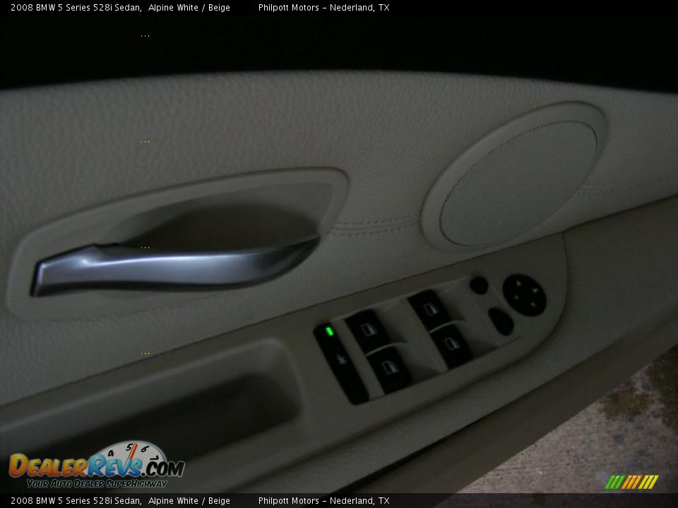 2008 BMW 5 Series 528i Sedan Alpine White / Beige Photo #35