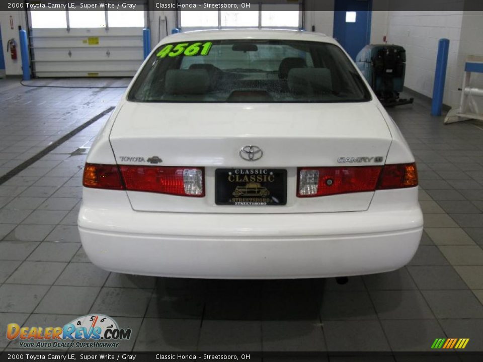 2000 Toyota Camry LE Super White / Gray Photo #6