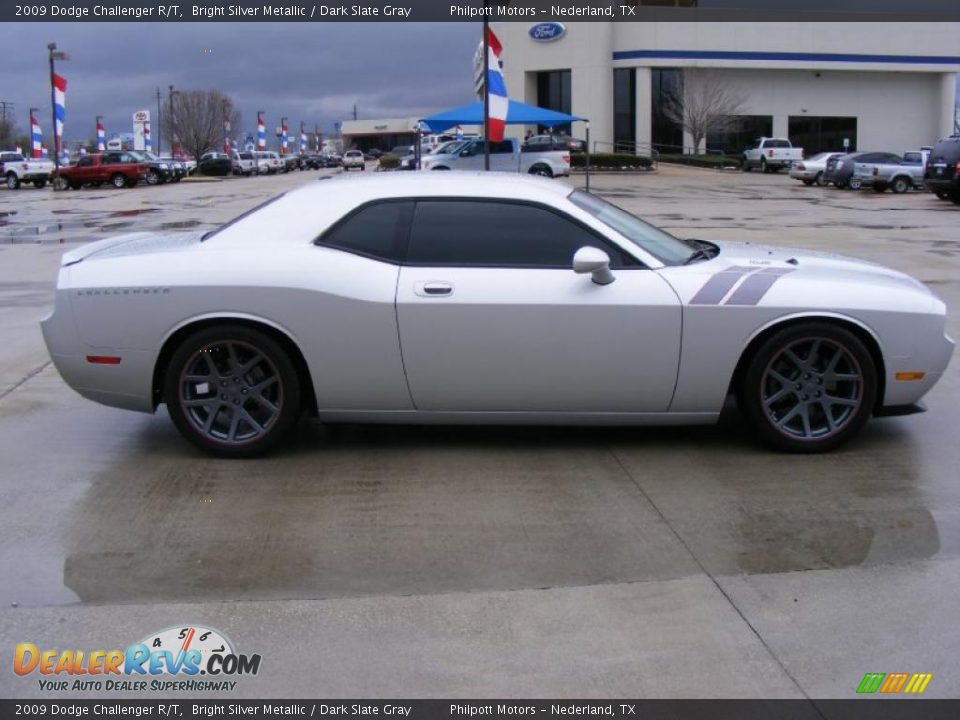 2009 Dodge Challenger R/T Bright Silver Metallic / Dark Slate Gray Photo #2