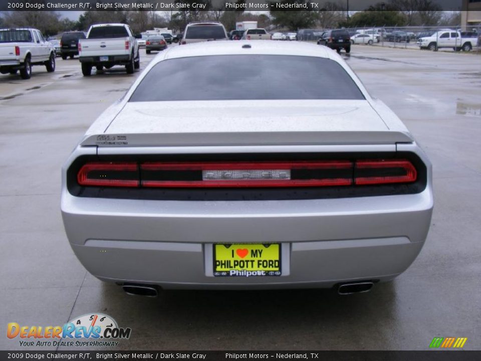 2009 Dodge Challenger R/T Bright Silver Metallic / Dark Slate Gray Photo #4