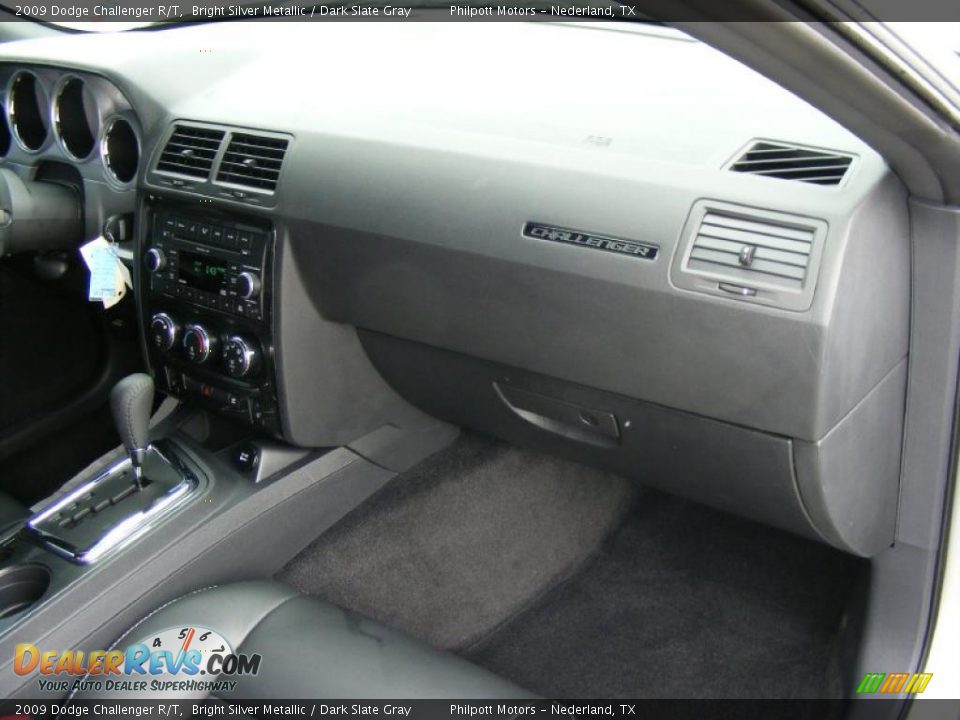 2009 Dodge Challenger R/T Bright Silver Metallic / Dark Slate Gray Photo #28