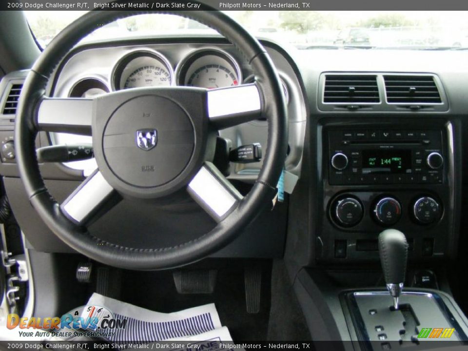2009 Dodge Challenger R/T Bright Silver Metallic / Dark Slate Gray Photo #36
