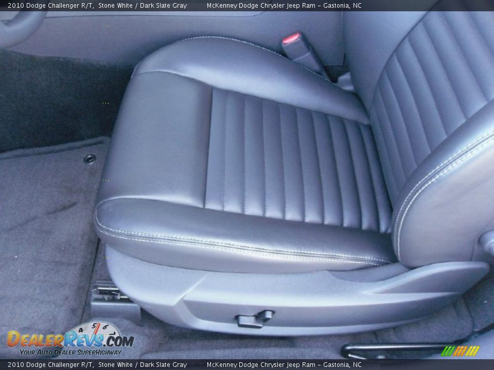 2010 Dodge Challenger R/T Stone White / Dark Slate Gray Photo #8