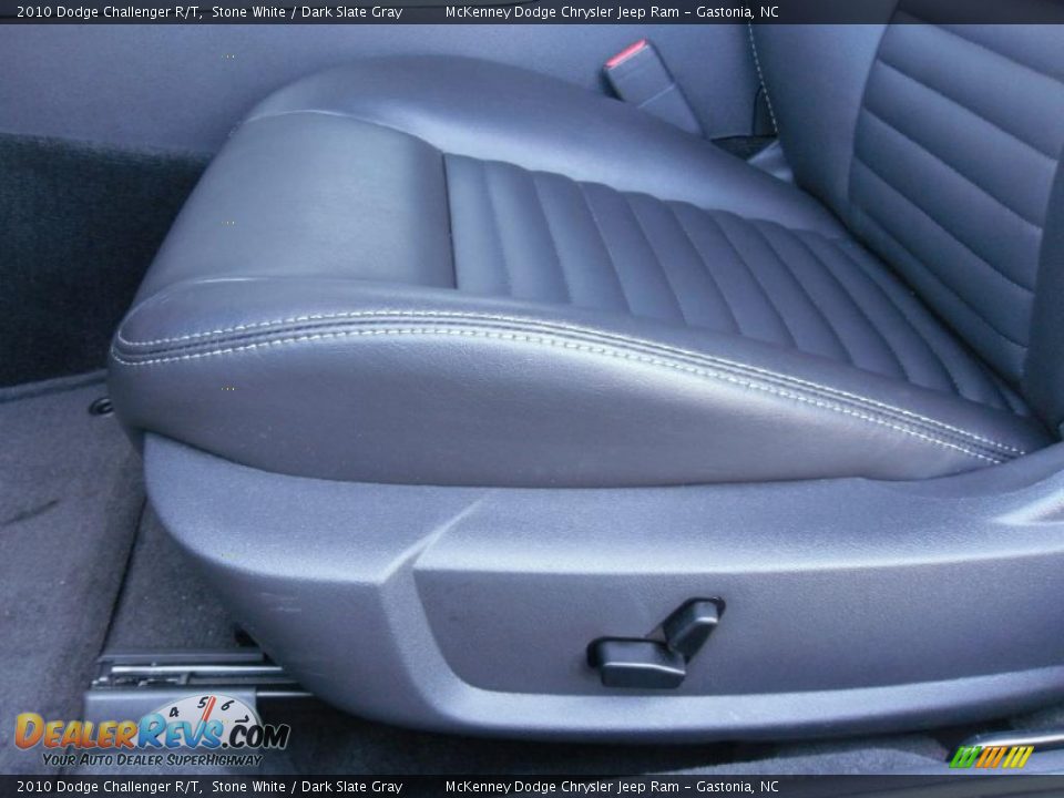 2010 Dodge Challenger R/T Stone White / Dark Slate Gray Photo #9