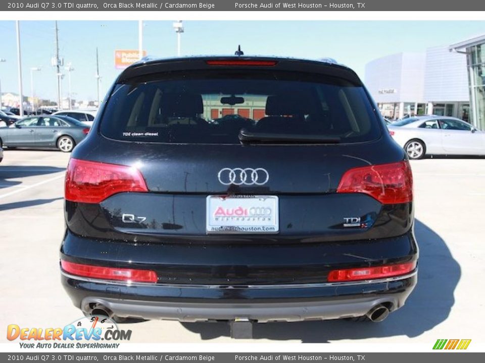 2010 Audi Q7 3.0 TDI quattro Orca Black Metallic / Cardamom Beige Photo #4