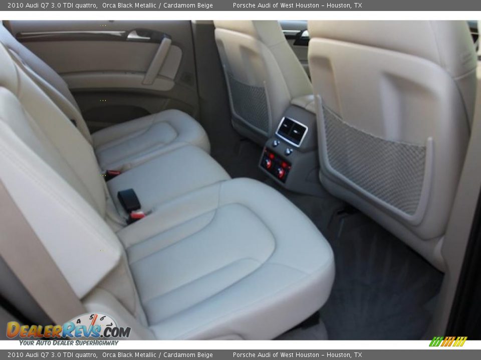 2010 Audi Q7 3.0 TDI quattro Orca Black Metallic / Cardamom Beige Photo #9