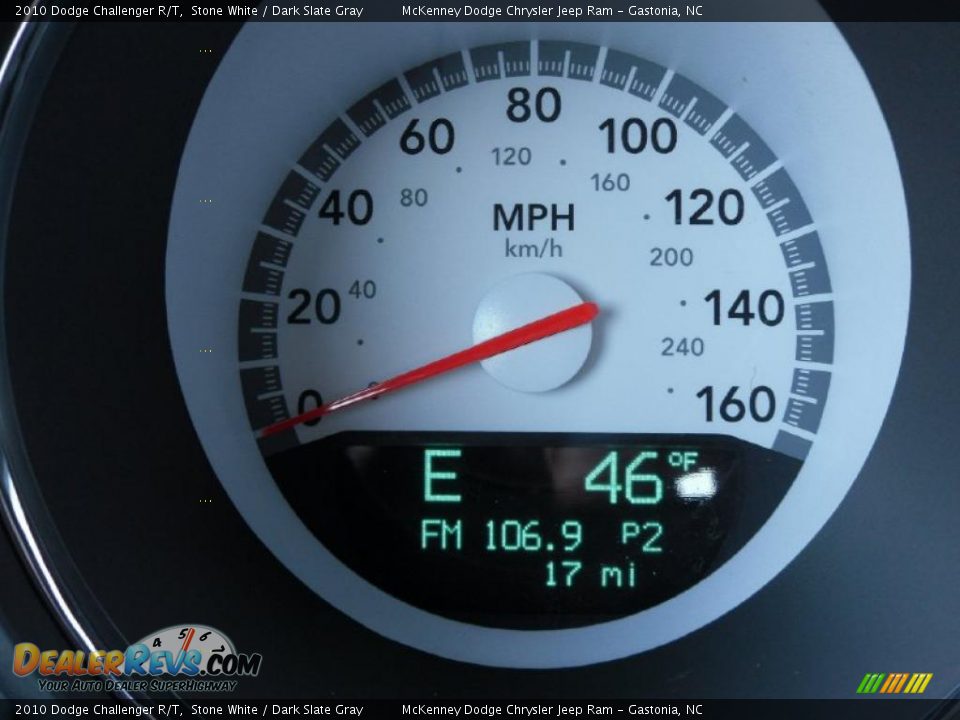 2010 Dodge Challenger R/T Stone White / Dark Slate Gray Photo #25