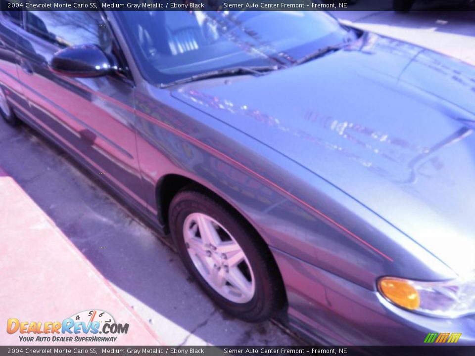 2004 Chevrolet Monte Carlo SS Medium Gray Metallic / Ebony Black Photo #6