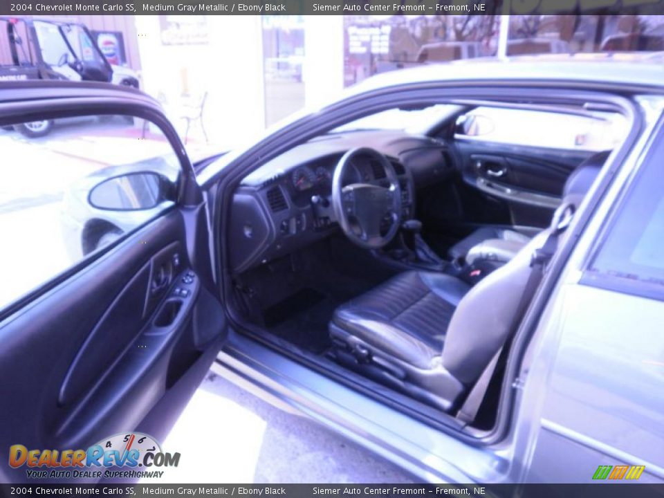 2004 Chevrolet Monte Carlo SS Medium Gray Metallic / Ebony Black Photo #13