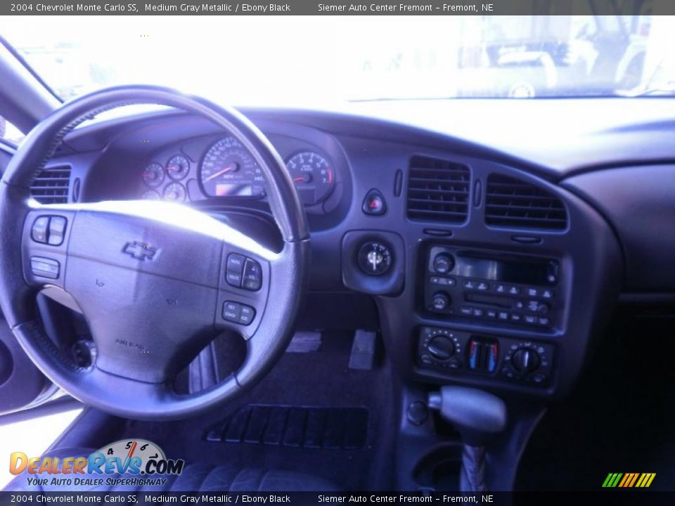 2004 Chevrolet Monte Carlo SS Medium Gray Metallic / Ebony Black Photo #25