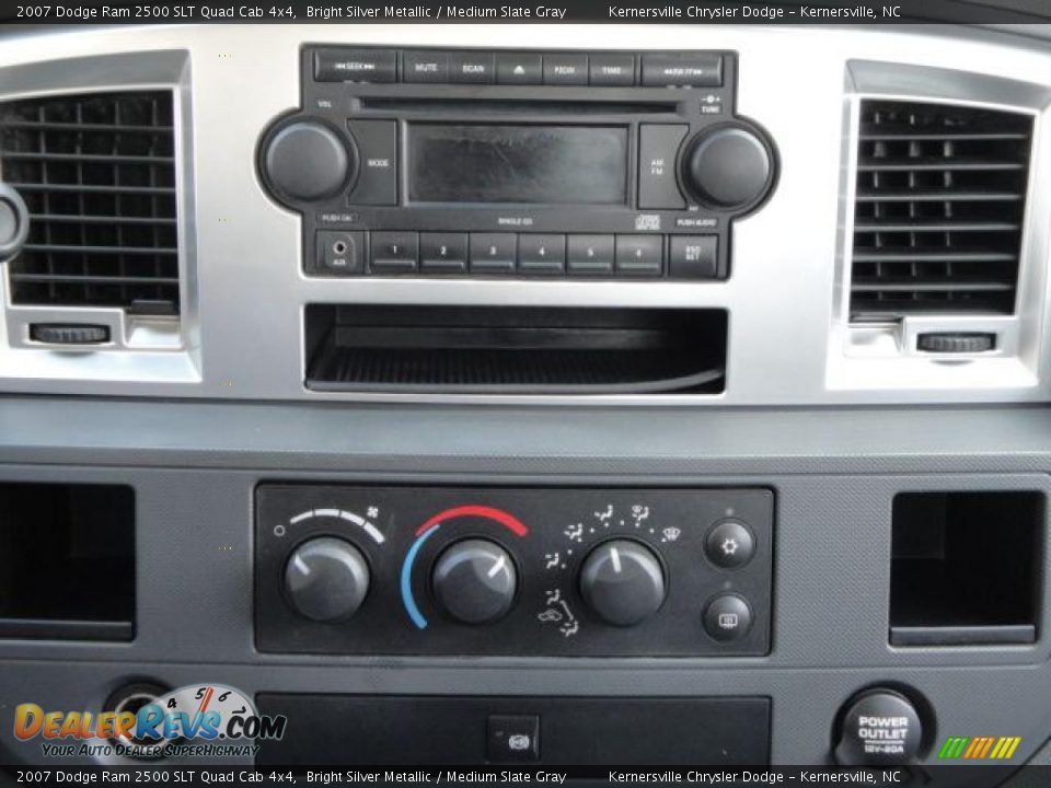 2007 Dodge Ram 2500 SLT Quad Cab 4x4 Bright Silver Metallic / Medium Slate Gray Photo #21