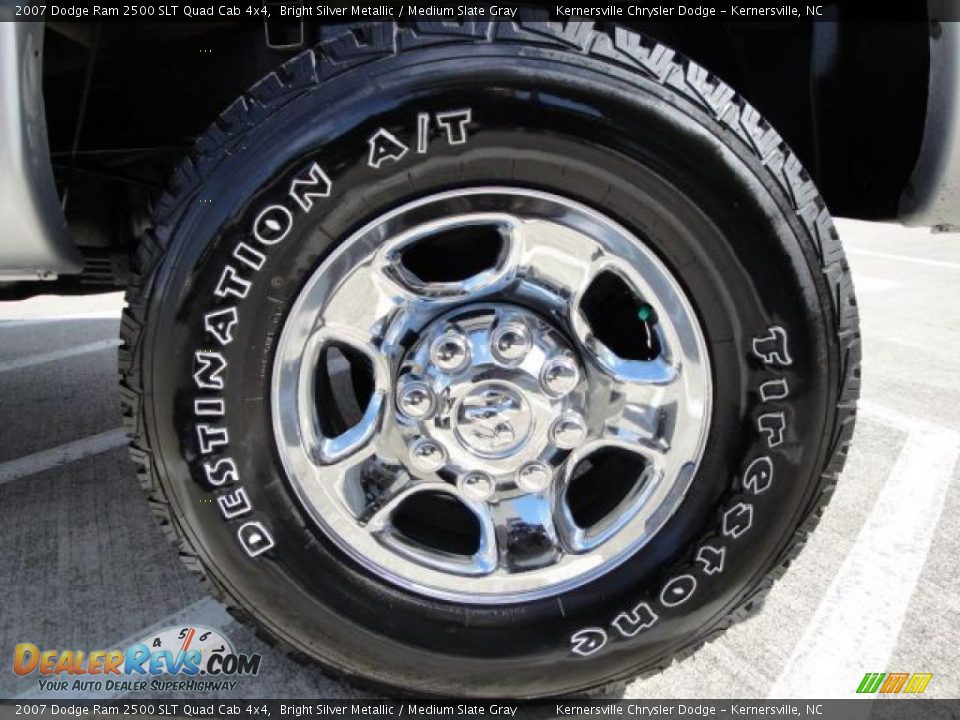 2007 Dodge Ram 2500 SLT Quad Cab 4x4 Bright Silver Metallic / Medium Slate Gray Photo #31