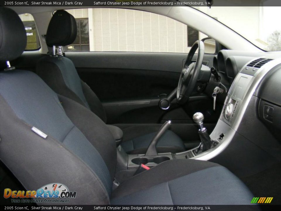 2005 Scion tC Silver Streak Mica / Dark Gray Photo #18