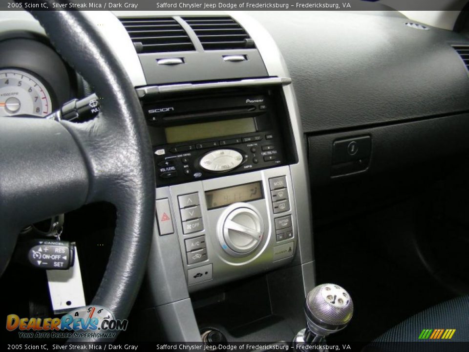 2005 Scion tC Silver Streak Mica / Dark Gray Photo #23