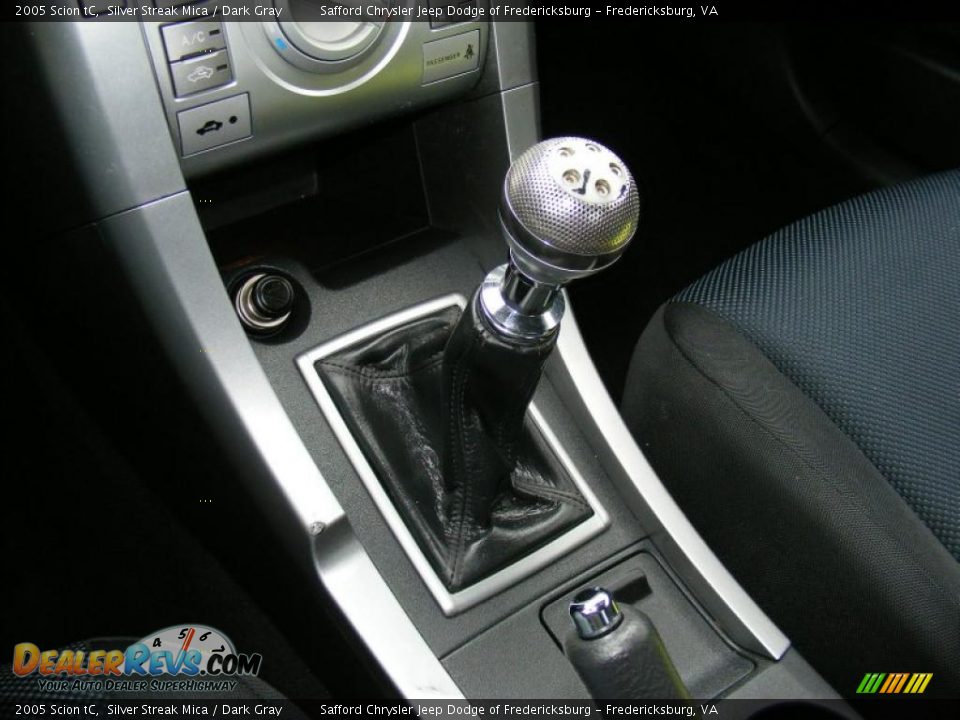 2005 Scion tC Silver Streak Mica / Dark Gray Photo #24