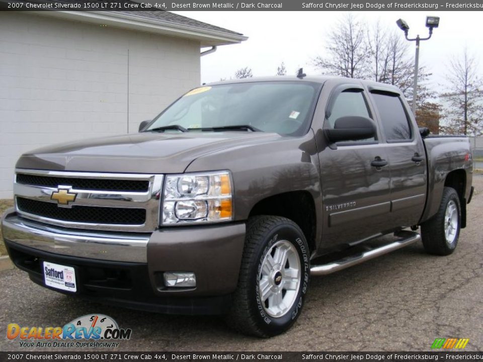 2007 Chevrolet Silverado 1500 LT Z71 Crew Cab 4x4 Desert Brown Metallic / Dark Charcoal Photo #1