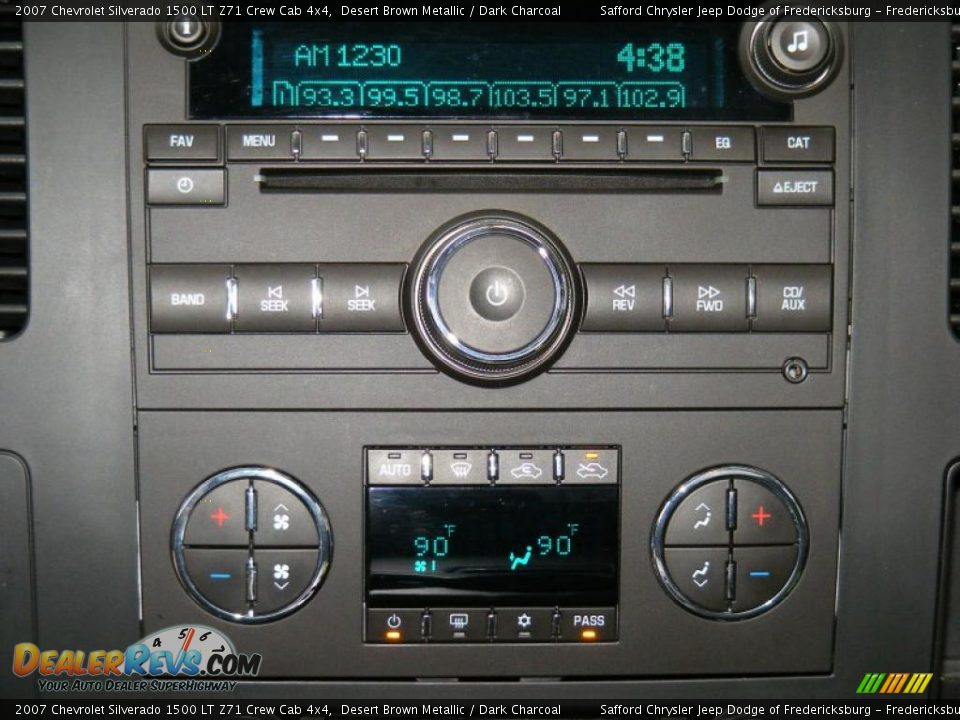 2007 Chevrolet Silverado 1500 LT Z71 Crew Cab 4x4 Desert Brown Metallic / Dark Charcoal Photo #28