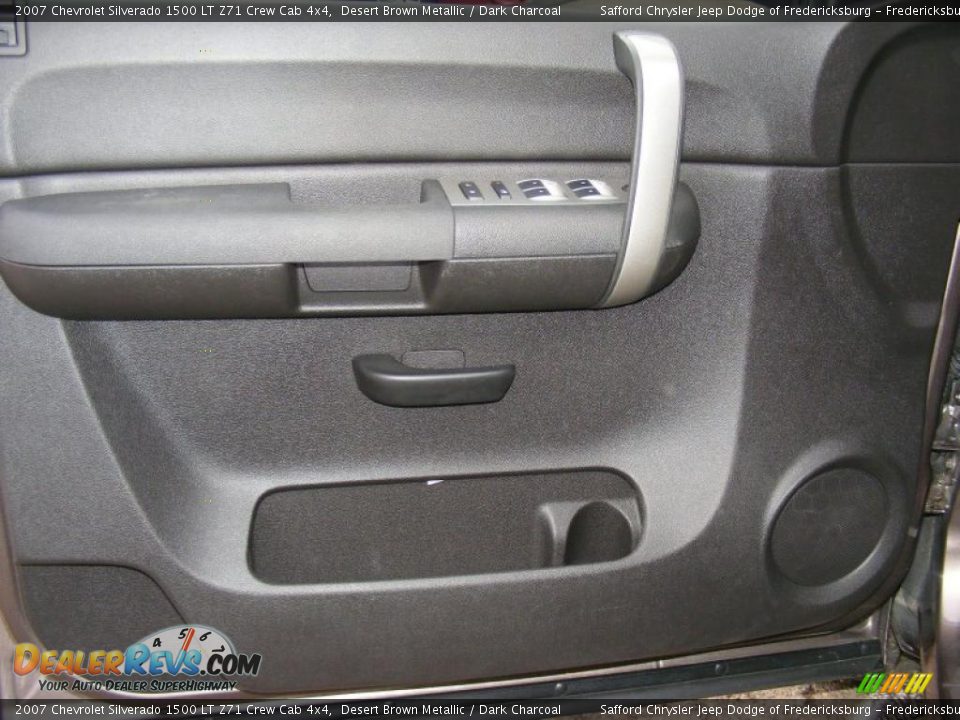 2007 Chevrolet Silverado 1500 LT Z71 Crew Cab 4x4 Desert Brown Metallic / Dark Charcoal Photo #31