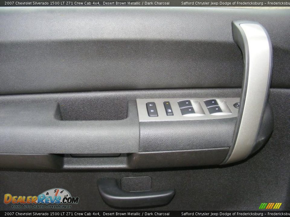2007 Chevrolet Silverado 1500 LT Z71 Crew Cab 4x4 Desert Brown Metallic / Dark Charcoal Photo #32