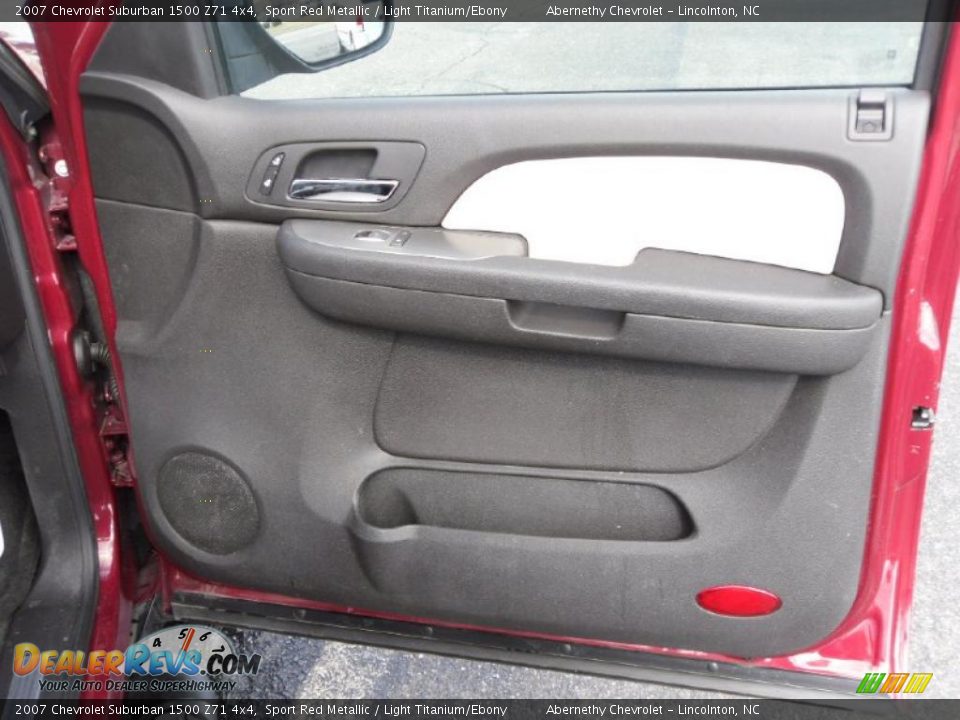 2007 Chevrolet Suburban 1500 Z71 4x4 Sport Red Metallic / Light Titanium/Ebony Photo #20
