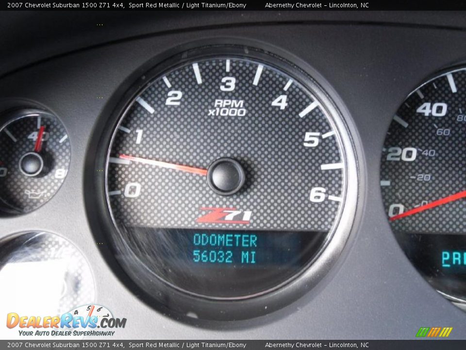 2007 Chevrolet Suburban 1500 Z71 4x4 Sport Red Metallic / Light Titanium/Ebony Photo #27