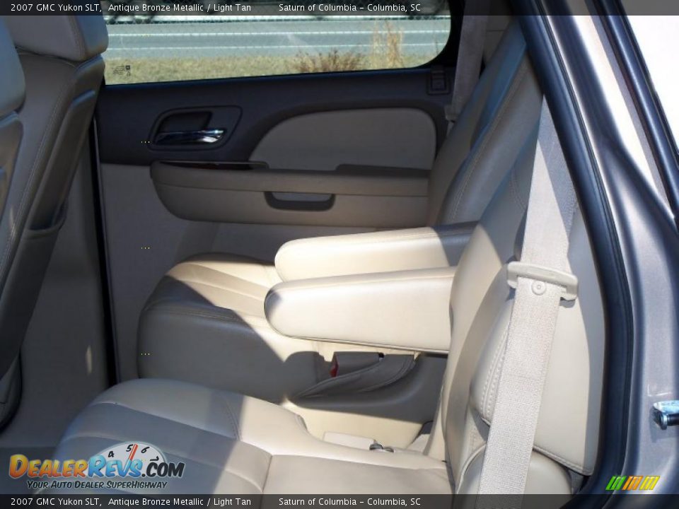 2007 GMC Yukon SLT Antique Bronze Metallic / Light Tan Photo #24