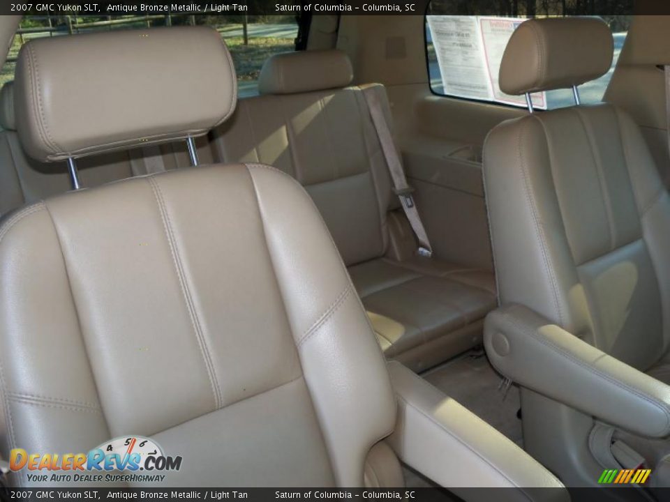 2007 GMC Yukon SLT Antique Bronze Metallic / Light Tan Photo #30