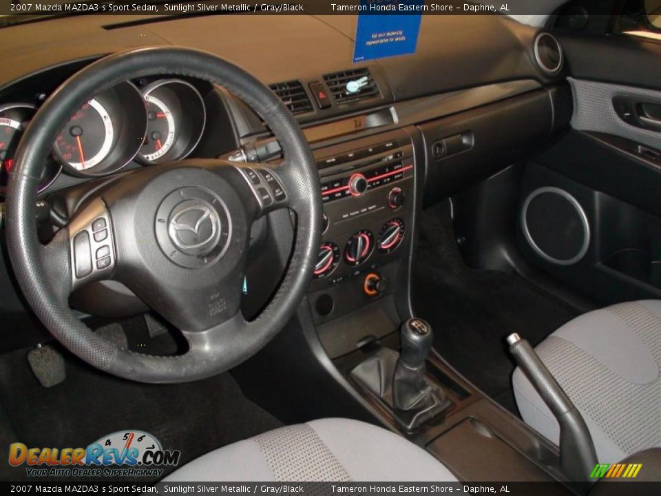 2007 Mazda MAZDA3 s Sport Sedan Sunlight Silver Metallic / Gray/Black Photo #8