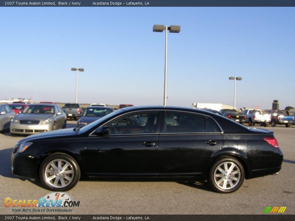 2007 Toyota Avalon Limited Black / Ivory Photo #6