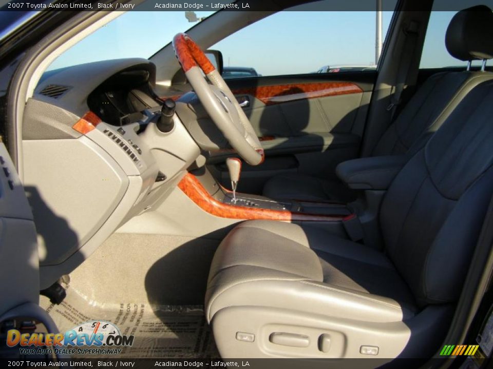 2007 Toyota Avalon Limited Black / Ivory Photo #9
