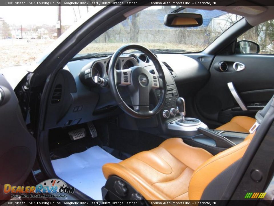 2006 Nissan 350Z Touring Coupe Magnetic Black Pearl / Burnt Orange Leather Photo #12