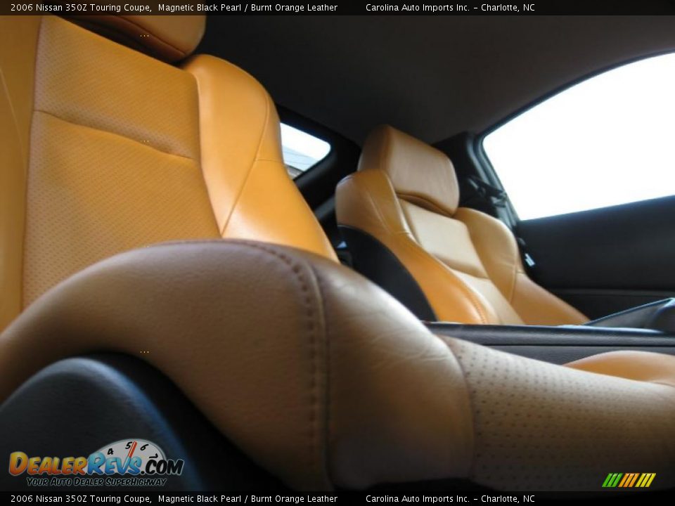 2006 Nissan 350Z Touring Coupe Magnetic Black Pearl / Burnt Orange Leather Photo #22