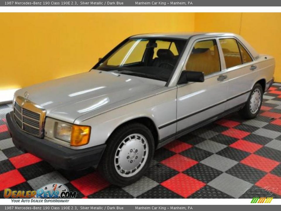 1987 Mercedes-Benz 190 Class 190E 2.3 Silver Metallic / Dark Blue Photo #3