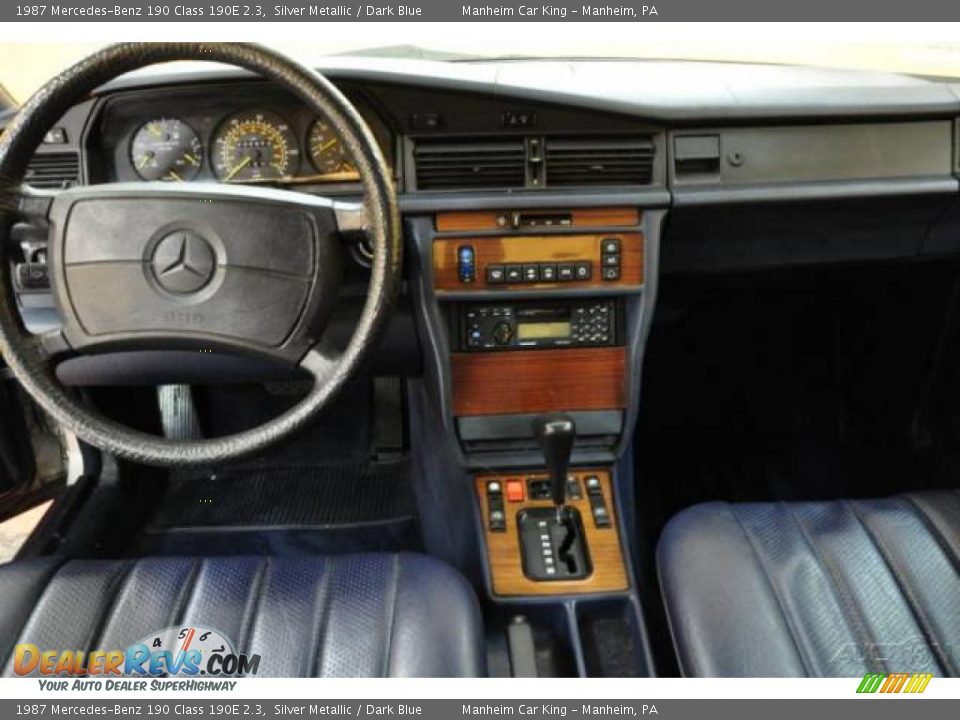 1987 Mercedes-Benz 190 Class 190E 2.3 Silver Metallic / Dark Blue Photo #7