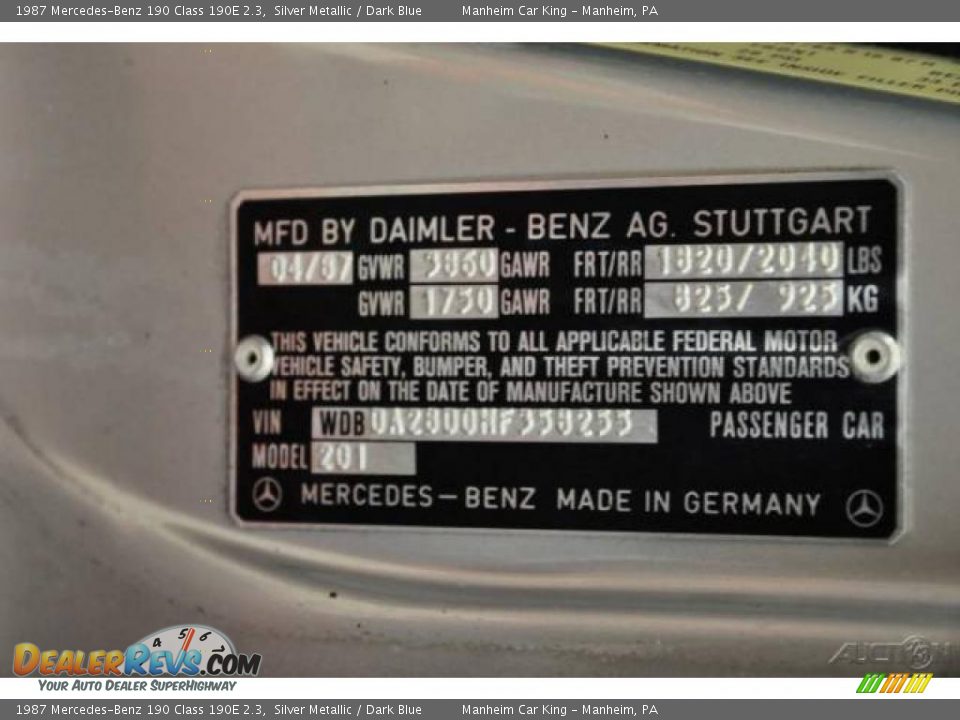 1987 Mercedes-Benz 190 Class 190E 2.3 Silver Metallic / Dark Blue Photo #10