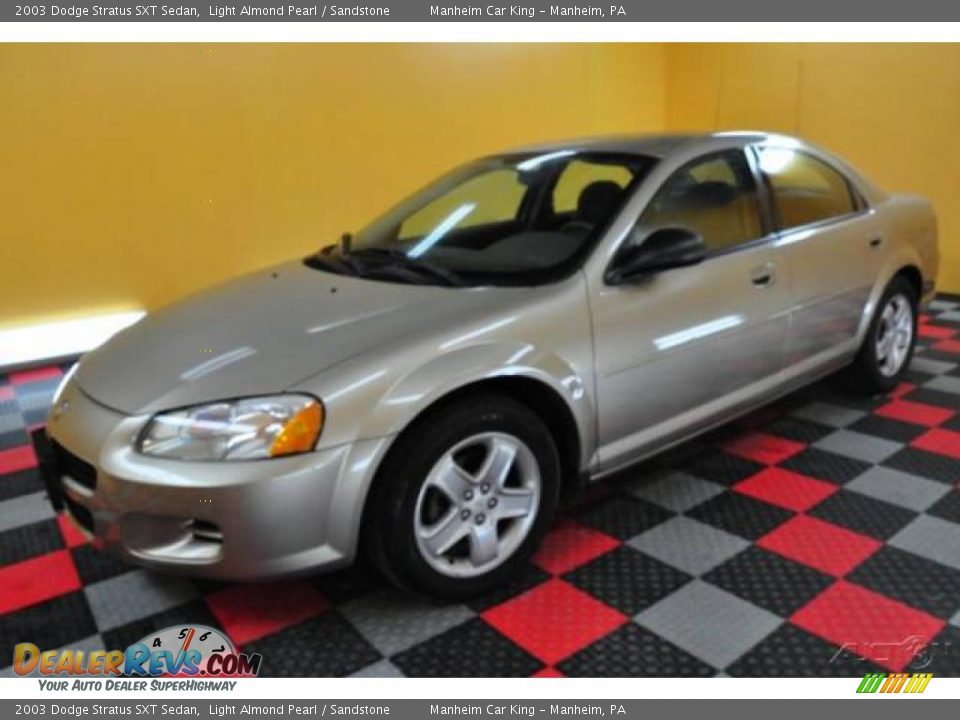 2003 Dodge Stratus SXT Sedan Light Almond Pearl / Sandstone Photo #3