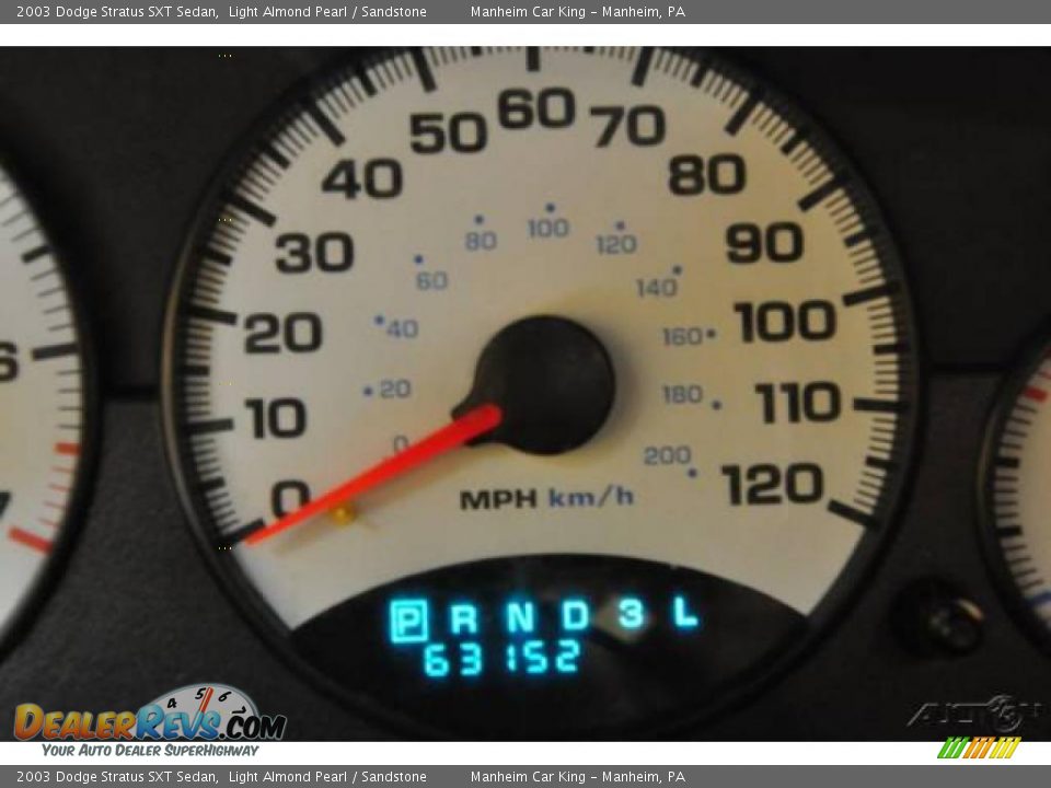 2003 Dodge Stratus SXT Sedan Light Almond Pearl / Sandstone Photo #8