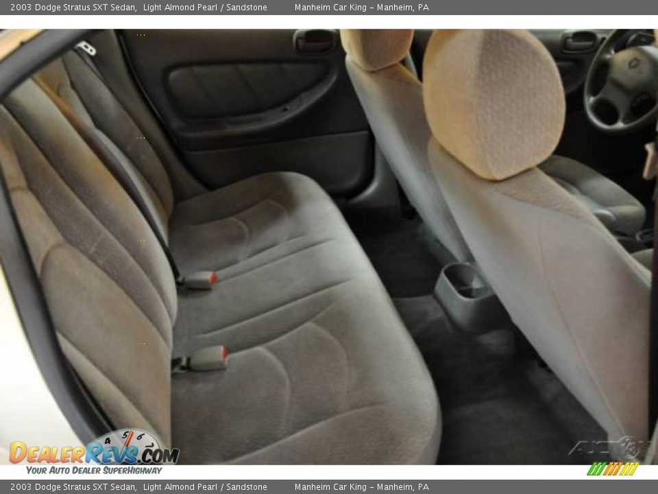 2003 Dodge Stratus SXT Sedan Light Almond Pearl / Sandstone Photo #13