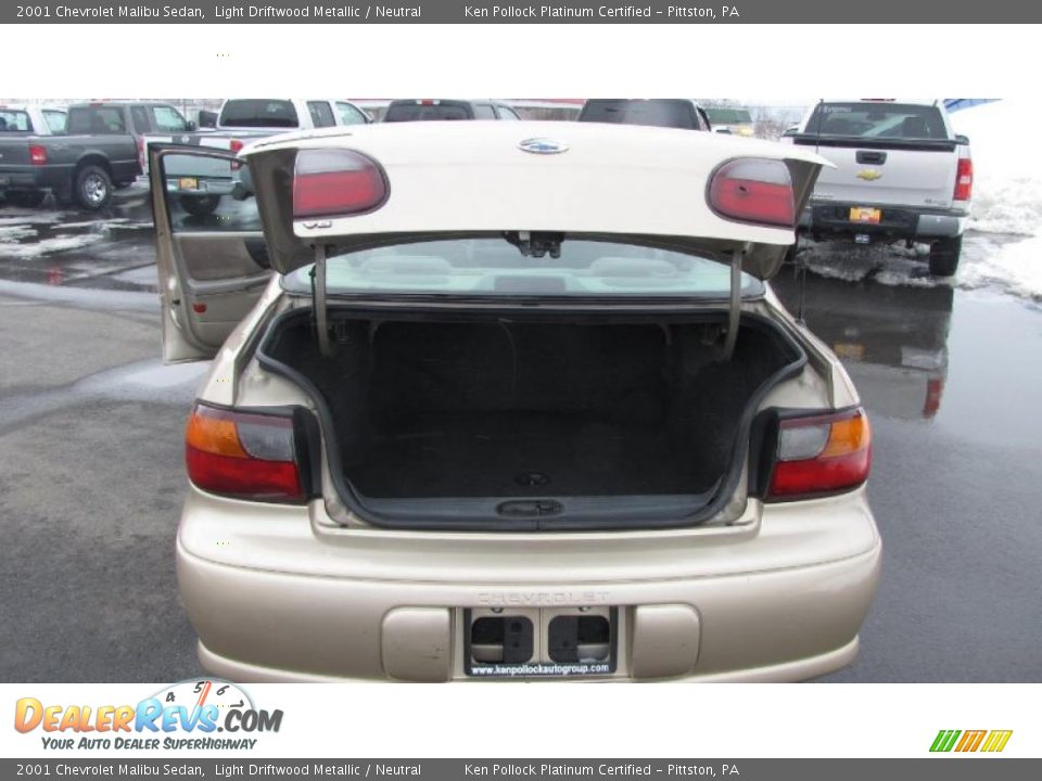 2001 Chevrolet Malibu Sedan Light Driftwood Metallic / Neutral Photo #8