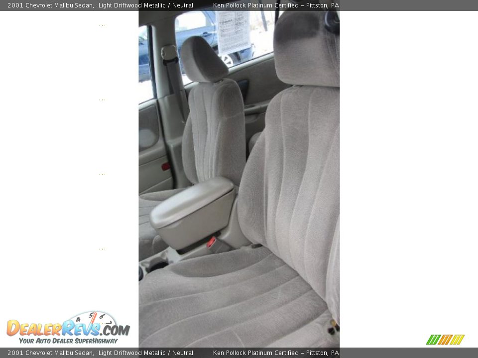 2001 Chevrolet Malibu Sedan Light Driftwood Metallic / Neutral Photo #11