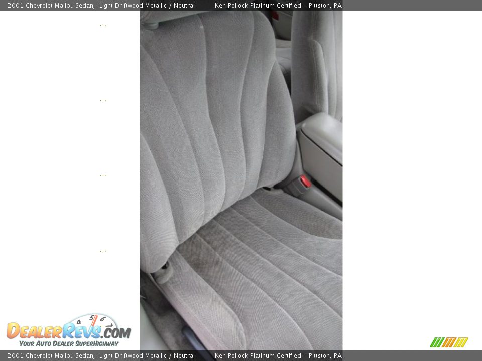 2001 Chevrolet Malibu Sedan Light Driftwood Metallic / Neutral Photo #13