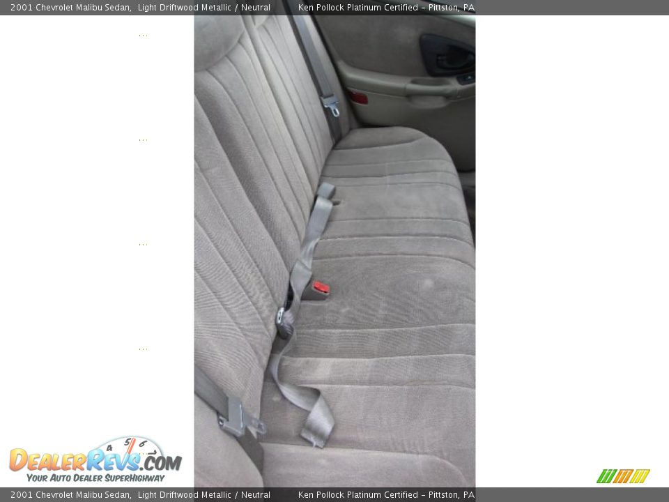 2001 Chevrolet Malibu Sedan Light Driftwood Metallic / Neutral Photo #15