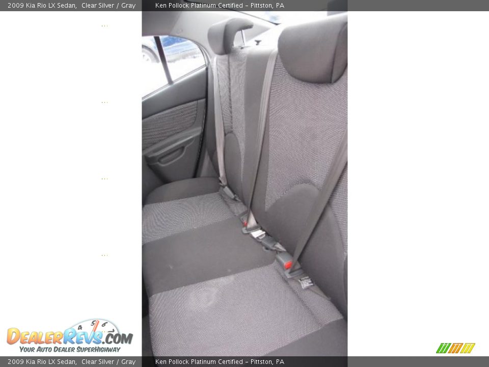 2009 Kia Rio LX Sedan Clear Silver / Gray Photo #10