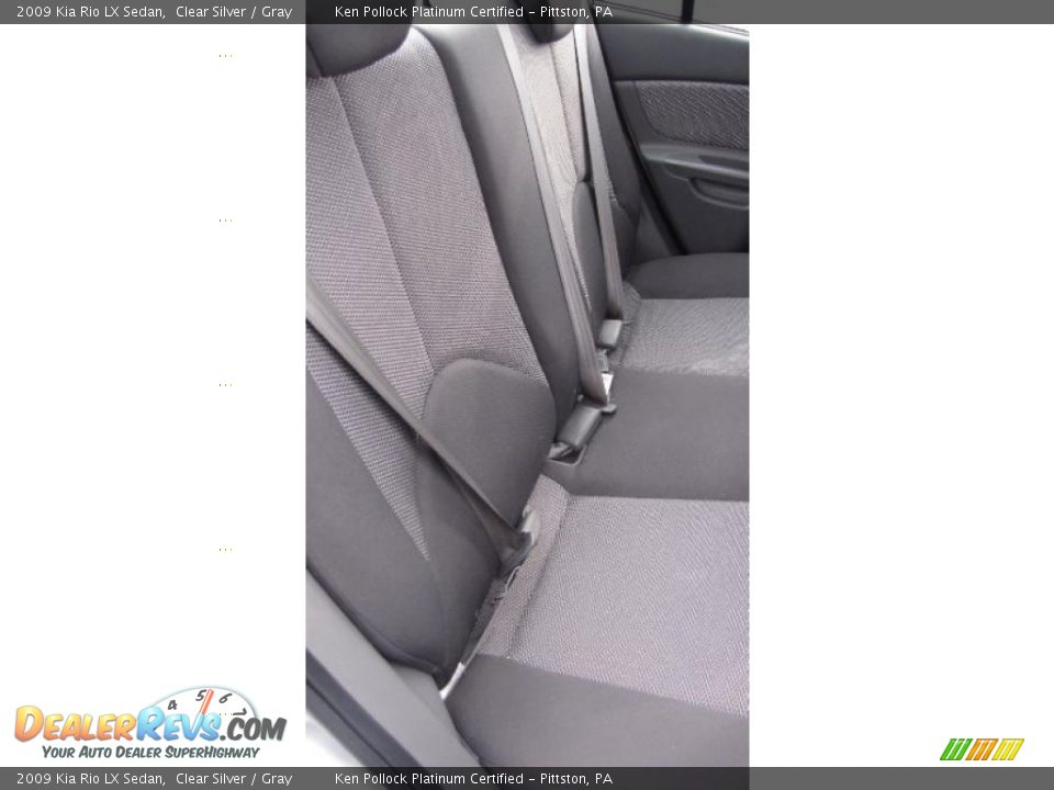 2009 Kia Rio LX Sedan Clear Silver / Gray Photo #16