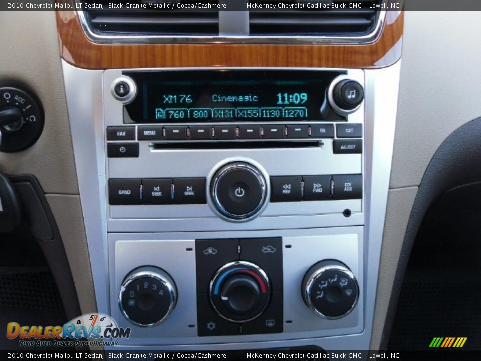 2010 Chevrolet Malibu LT Sedan Black Granite Metallic / Cocoa/Cashmere Photo #12