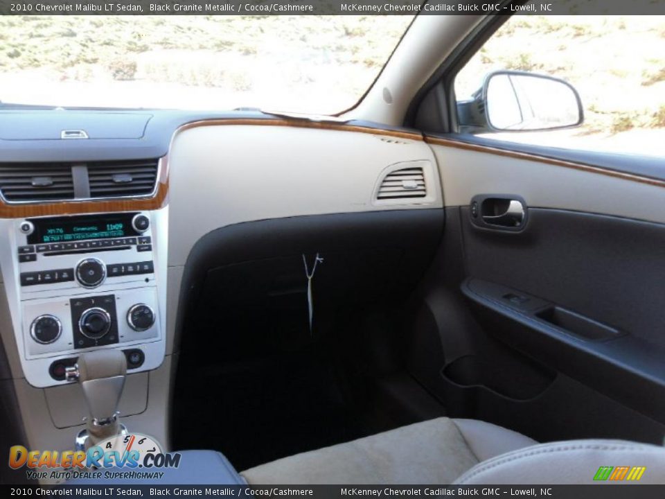 2010 Chevrolet Malibu LT Sedan Black Granite Metallic / Cocoa/Cashmere Photo #15