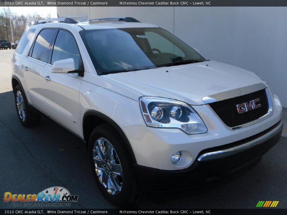 2010 GMC Acadia SLT White Diamond Tricoat / Cashmere Photo #5