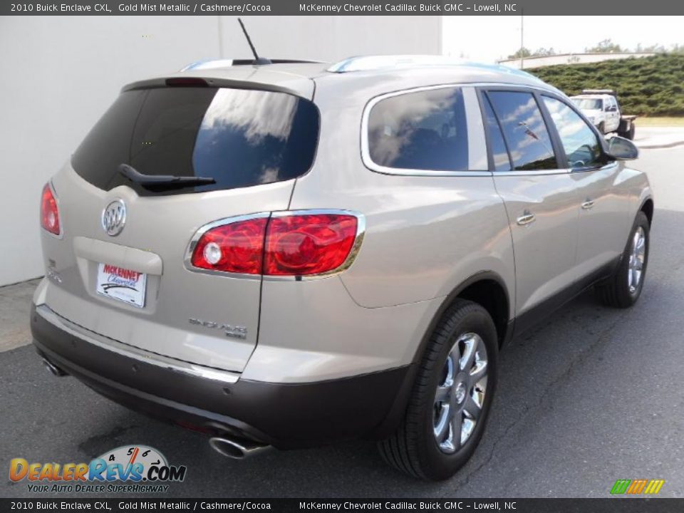 2010 Buick Enclave CXL Gold Mist Metallic / Cashmere/Cocoa Photo #4