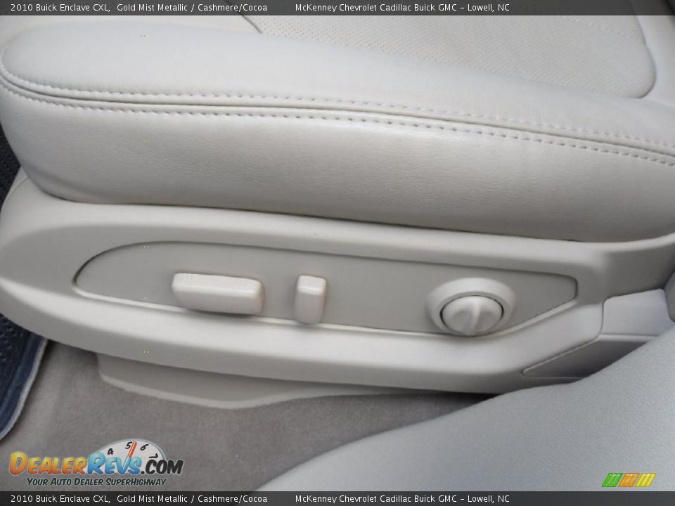 2010 Buick Enclave CXL Gold Mist Metallic / Cashmere/Cocoa Photo #9